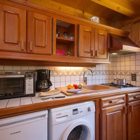Les Bossons Sleeps 4 Apartment Chamonix
