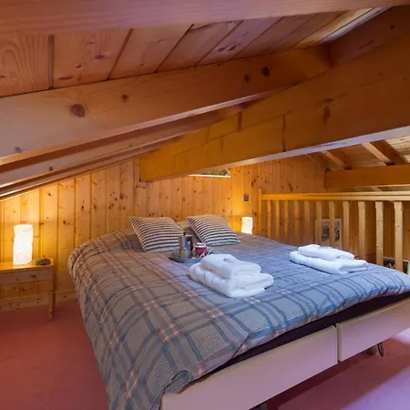 Les Bossons Sleeps 4 Apartment Chamonix